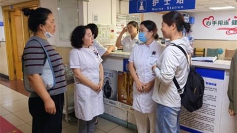 巡查護航實習(xí)路 匠心守護“天使”夢——豐潤職教中心2023級護理專業(yè)學(xué)生實習(xí)巡查紀實